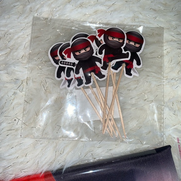 Kid,Dad and Mom Happy Birthday Ninja ThemeT-Shirts. Cupcake Toppers and Backdrop - Picture 13 of 16